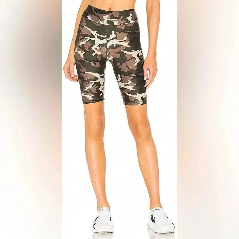 581 The Upside Camo Spin Shorts - Picture 3 of 7